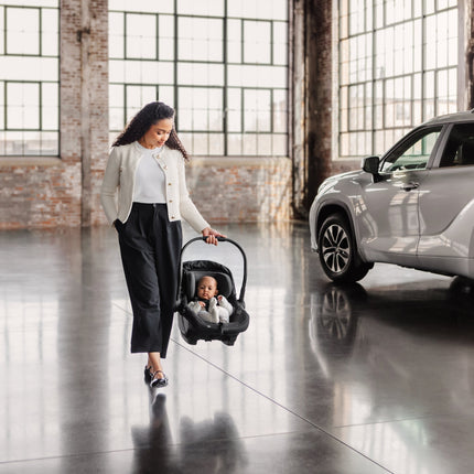 UPPAbaby Cruz V3 + Aria V2 Travel System component 4