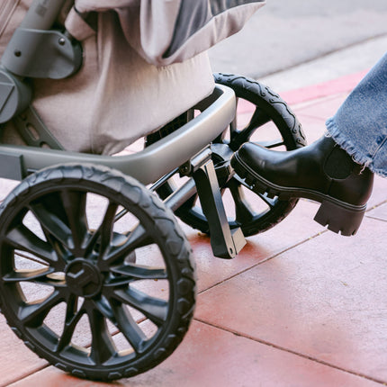 WonderFold L2 Stroller Wagon (2 Seater)