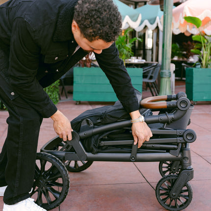 WonderFold L4 Stroller Wagon (4 Seater)
