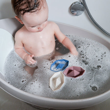 Shnuggle Bathtime Essentials Bundle | Baby Bath, Rinse Jug, Ellie Toy Scoop, Toy Boats & Squishy Changing Mat | Taupe